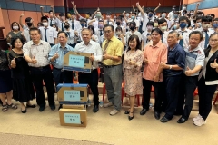 01-捐赠电脑仪式